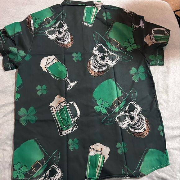 Men’s St. Patricks Day Button Up Shirt NWT - Picture 3 of 4